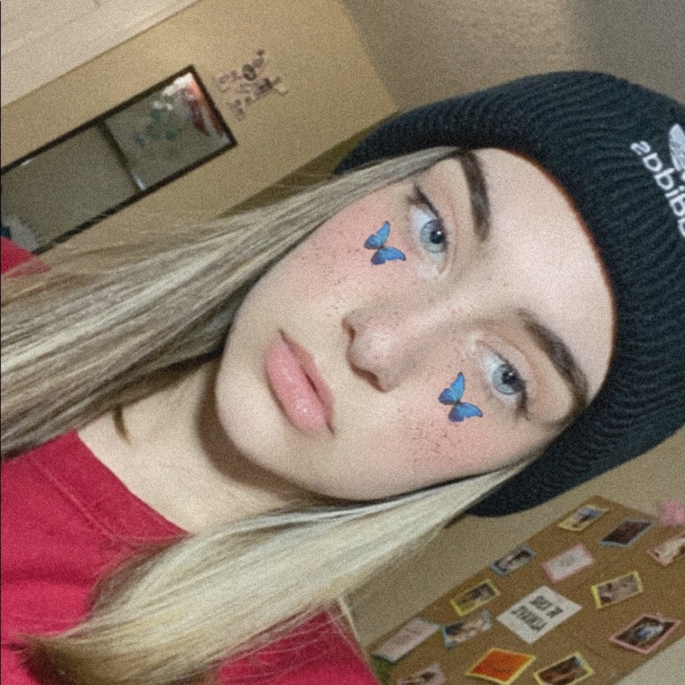 Meet your Posher, Mikayla